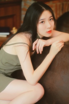 白桃松木(校园)请你吃糖凌虚阁